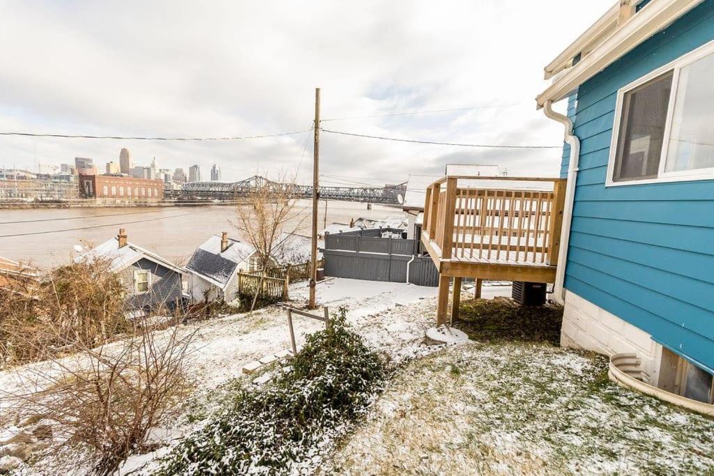 Cozy Riverfront Bungalow With Stunning Views Covington Zewnętrze zdjęcie